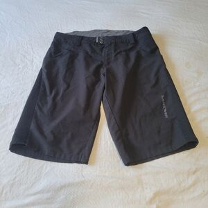 RACE FACE Mens Cycling MTB Black Shorts Size Large Outdoor Mountains Granola